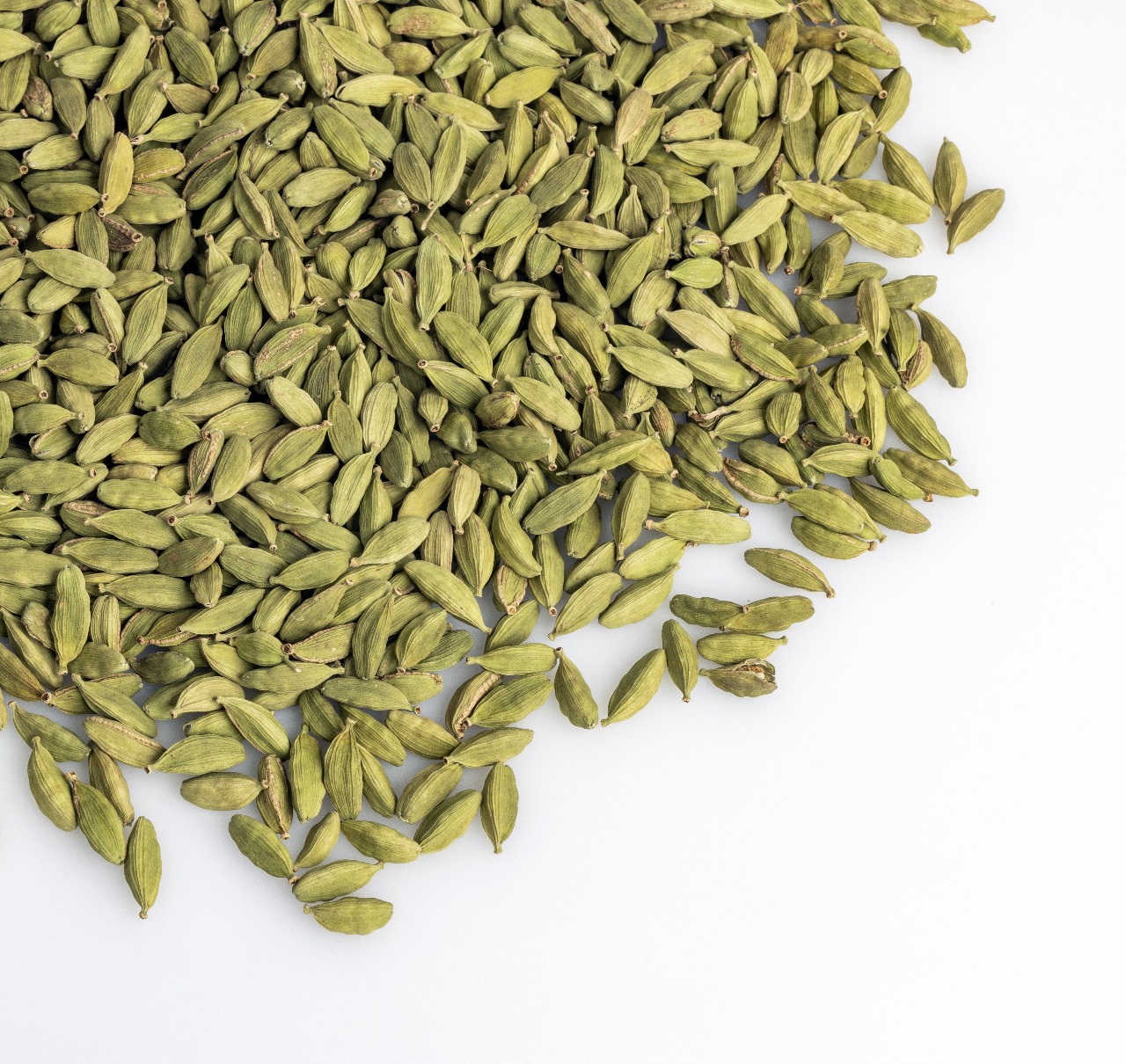 Cardamom product image.